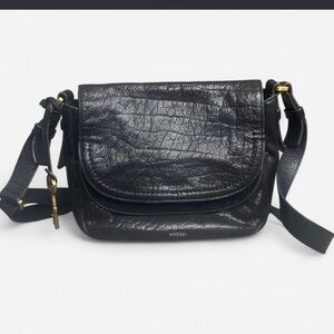 Fossil Peyton Black Textured Crossbody Bag
